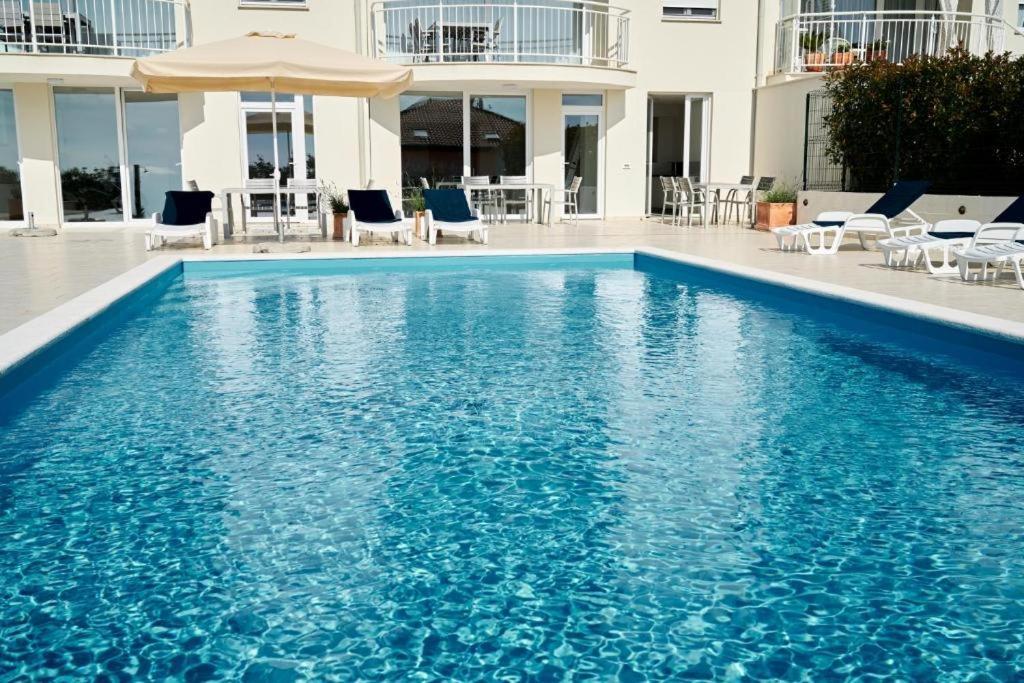 Ocean View Apartements Murine ウマグ エクステリア 写真