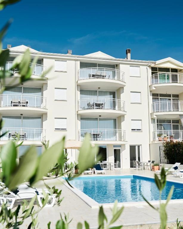 Ocean View Apartements Murine ウマグ エクステリア 写真
